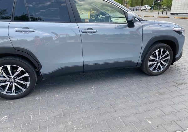 Toyota Corolla Cross cena 162000 przebieg: 7863, rok produkcji 2022 z Toruń małe 46
